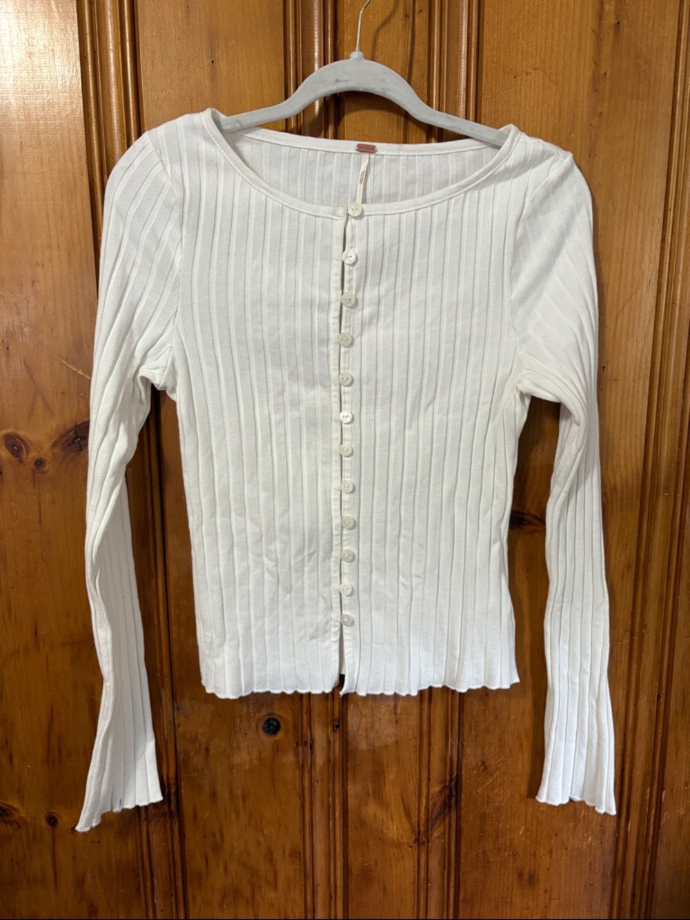 NEW! Free People White Ribbed Long Sleeve Top – Buttoned - Size Large